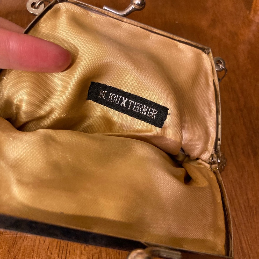 NWOT Bijoux Terner Gold Beaded Clutch Party Bag - Picture 6 of 8